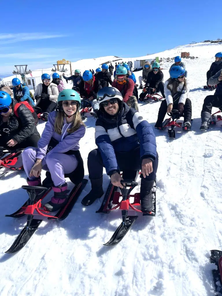 Turma no Chile no inverno.
